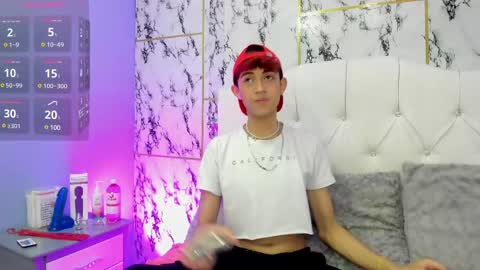 Allen online show from March 4, 3:33 am