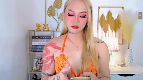 Your Lovely Allena online show from December 21, 12:16 pm