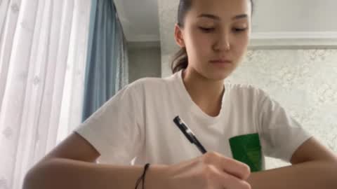 Fatima online show from December 17, 8:31 am