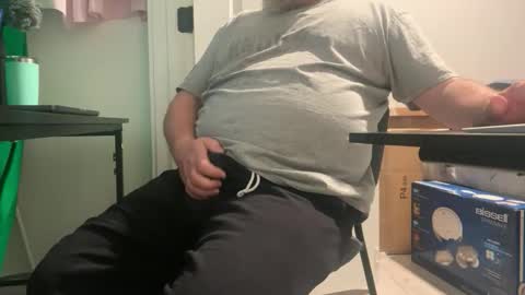 Allergictolove online show from November 9, 3:21 pm