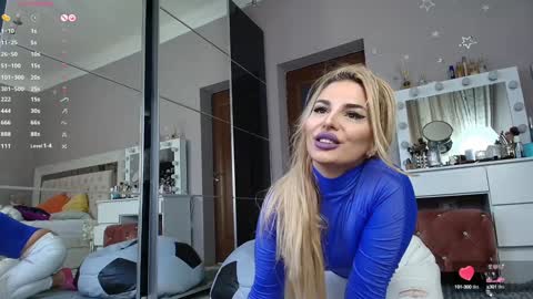 Snapshot of allesya23 chatting on February 8, 1:11 pm onlyfansallesya23 online show from February 8, 1:11 pm