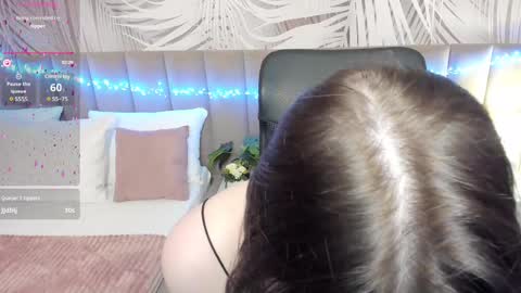 Snapshot of alli_zi chatting on March 1, 8:45 am Blair online show from March 1, 8:45 am