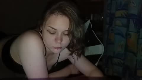 Snapshot of alli_zi chatting on September 18, 5:59 pm Blair online show from September 18, 5:59 pm