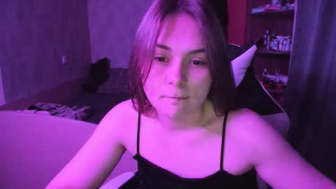 Snapshot of alli_zi chatting on September 25, 1:04 pm Blair online show from September 25, 1:04 pm