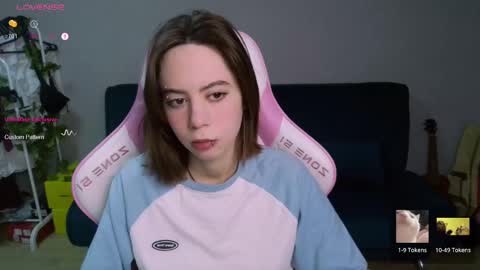 Snapshot of allie_hazie chatting on January 25, 11:54 pm alice online show from January 25, 11:54 pm