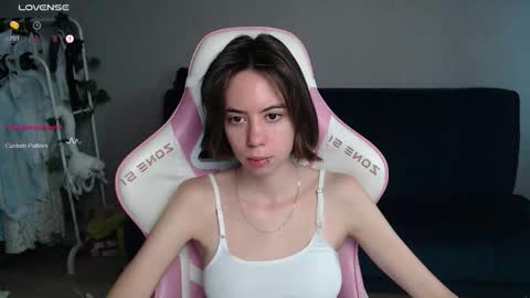 Snapshot of allie_hazie chatting on September 16, 1:06 am alice online show from September 16, 1:06 am