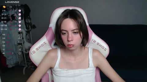 Snapshot of allie_hazie chatting on September 28, 12:05 am alice online show from September 28, 12:05 am