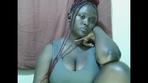 Snapshot of allie_quin chatting on October 16, 1:50 am Allie online show from October 16, 1:50 am