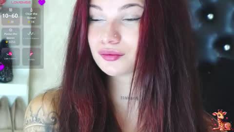 Snapshot of allisonn223 chatting on September 24, 12:52 pm Deea online show from September 24, 12:52 pm