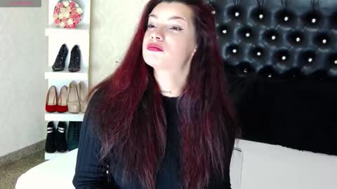 Snapshot of allisonn223 chatting on October 26, 1:28 pm Deea online show from October 26, 1:28 pm