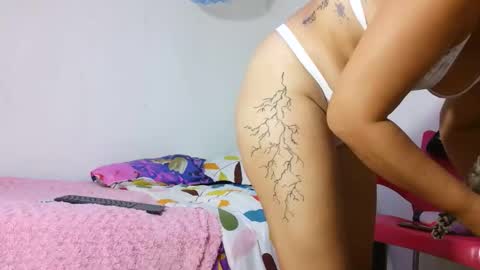 allisonnjones online show from December 1, 2:16 am