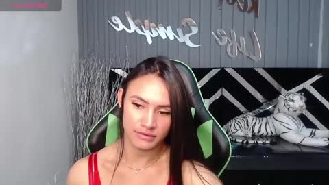 Snapshot of allisson_a chatting on February 11, 6:40 am Allisson online show from February 11, 6:40 am