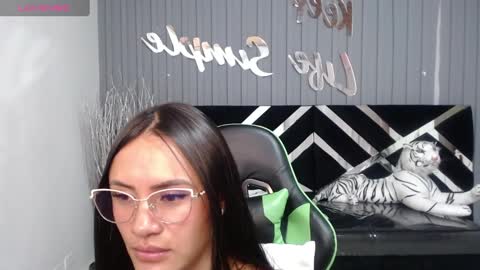 Snapshot of allisson_a chatting on February 22, 4:07 am Allisson online show from February 22, 4:07 am