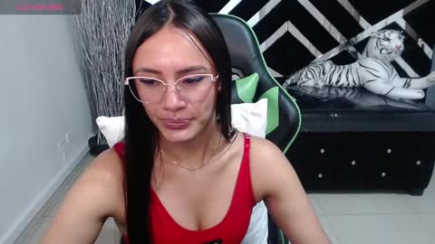 Snapshot of allisson_a chatting on February 22, 7:12 am Allisson online show from February 22, 7:12 am