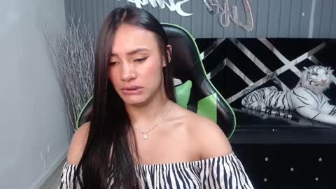 Snapshot of allisson_a chatting on February 28, 3:37 am Allisson online show from February 28, 3:37 am