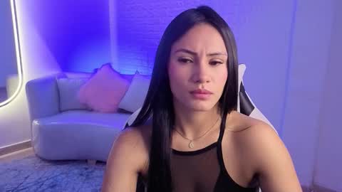 Snapshot of allisson_a chatting on November 19, 3:28 am Allisson online show from November 19, 3:28 am