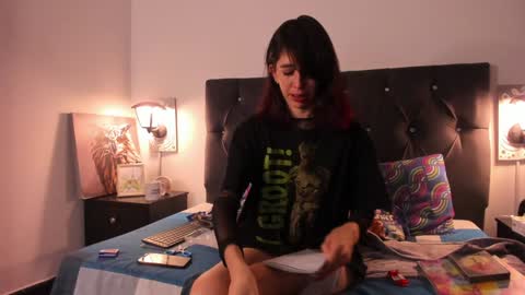 Alli online show from December 12, 6:57 am