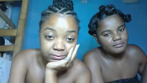 allizida01 online show from November 24, 7:13 pm