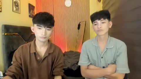 kim and josh online show from September 16, 1:23 pm