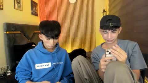 kim and josh online show from September 19, 4:29 pm