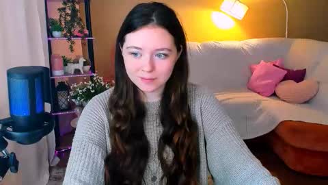 alluringeyess online show from September 13, 4:23 am