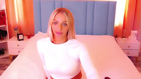 AlwaysHot online show from January 6, 7:31 am