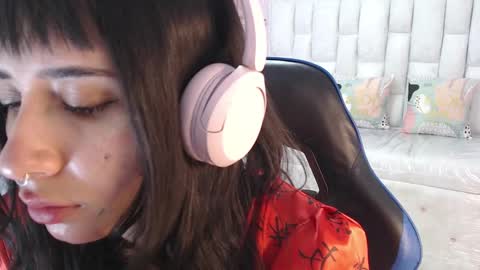 Snapshot of allyssa_bellini_s chatting on September 21, 3:35 pm Allysa online show from September 21, 3:35 pm