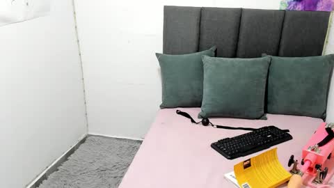 Snapshot of almaa__ chatting on January 13, 10:56 pm Alma online show from January 13, 10:56 pm