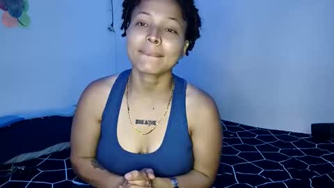 Snapshot of alman_femdomm chatting on December 2, 12:49 am Isahias online show from December 2, 12:49 am