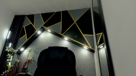 ALMMA online show from January 30, 4:13 pm