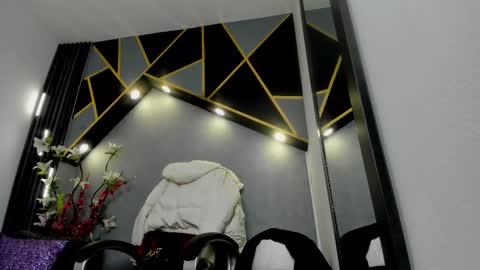 ALMMA online show from February 11, 5:50 pm