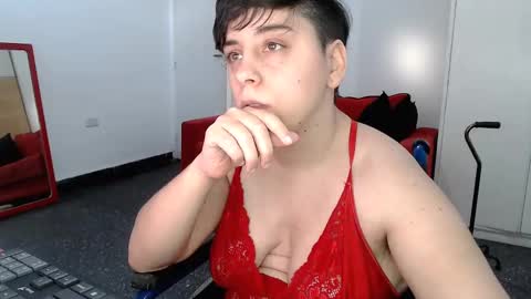 Almond online show from December 4, 9:24 pm