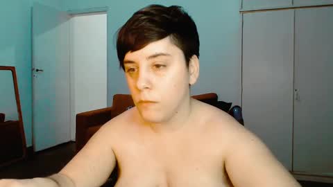 Almond online show from January 17, 1:04 am