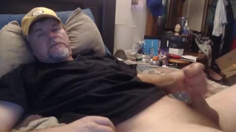 Snapshot of almostheaven chatting on January 5, 1:58 pm almostheaven online show from January 5, 1:58 pm