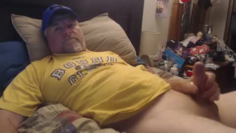 Snapshot of almostheaven chatting on March 2, 12:01 pm almostheaven online show from March 2, 12:01 pm