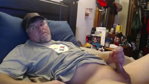 Snapshot of almostheaven chatting on December 14, 1:16 pm almostheaven online show from December 14, 1:16 pm