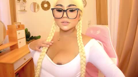 alodia x princess online show from November 30, 12:14 am