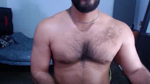 Snapshot of alonxoo chatting on March 8, 3:39 am alonxoo online show from March 8, 3:39 am