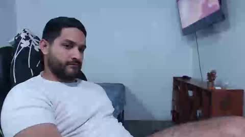 Snapshot of alonxoo chatting on September 11, 12:00 am alonxoo online show from September 11, 12:00 am