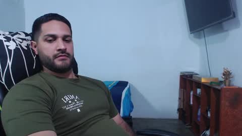 Snapshot of alonxoo chatting on September 16, 3:40 am alonxoo online show from September 16, 3:40 am