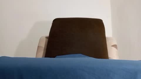 alotofcream4u online show from December 6, 4:25 am