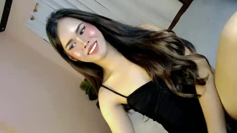 Snapshot of alove_too_last chatting on January 19, 2:06 pm LEXY online show from January 19, 2:06 pm