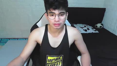 Angelo online show from October 22, 3:45 pm