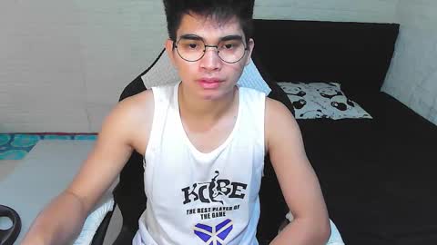 Angelo online show from November 20, 4:01 am