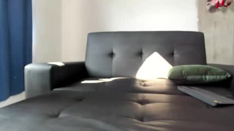 alpha smit online show from February 4, 8:06 pm