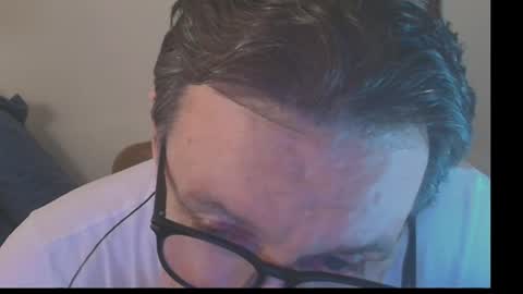 alphablue_wolf1295 online show from March 10, 9:21 am