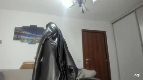 LeatherMaster online show from December 7, 10:01 am