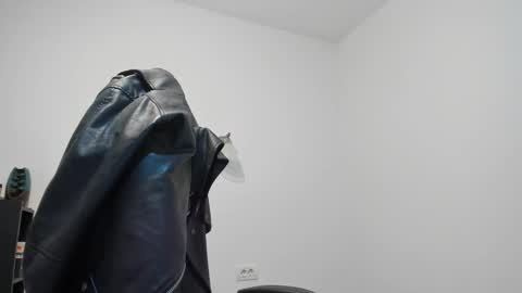 LeatherMaster online show from January 3, 11:46 am