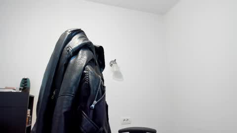 LeatherMaster online show from February 21, 9:45 am