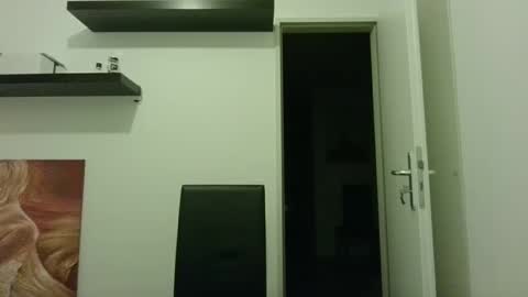 alphah_hunk online show from September 27, 9:09 pm